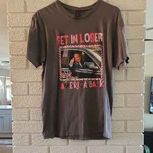 Graphic T-Shirt in Gray Trump NWOT